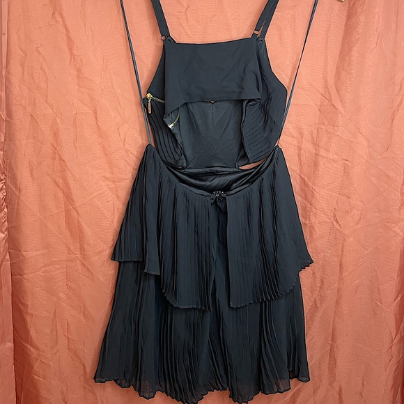 Express Ruffle Cutout Dress Size XS - Picture 3 of 5